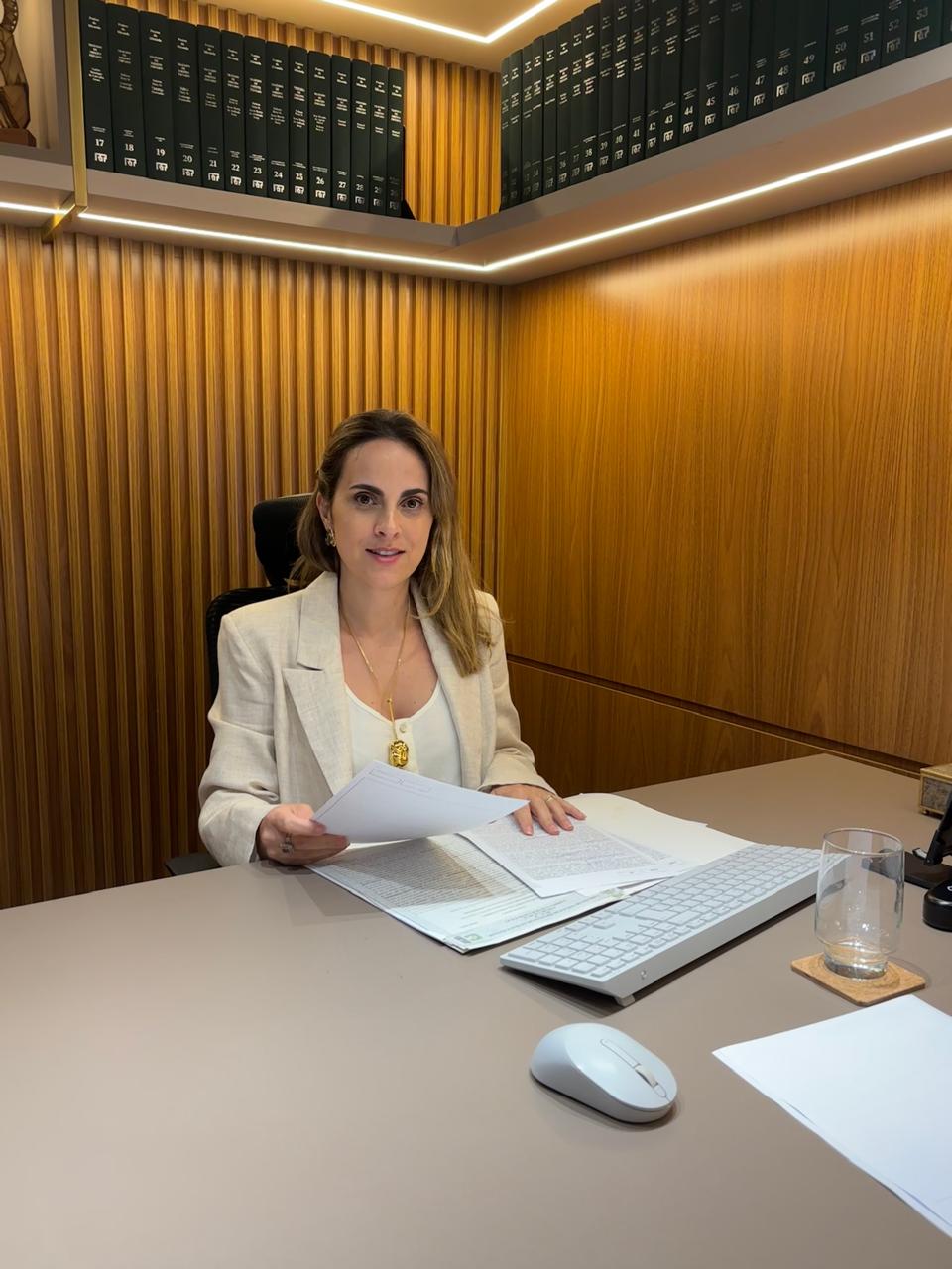 Luciane de Arruda Miranda Siviero Vilela